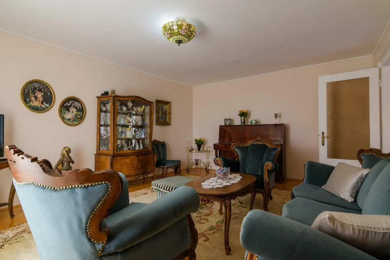 Villa Andante Trogir 0*,